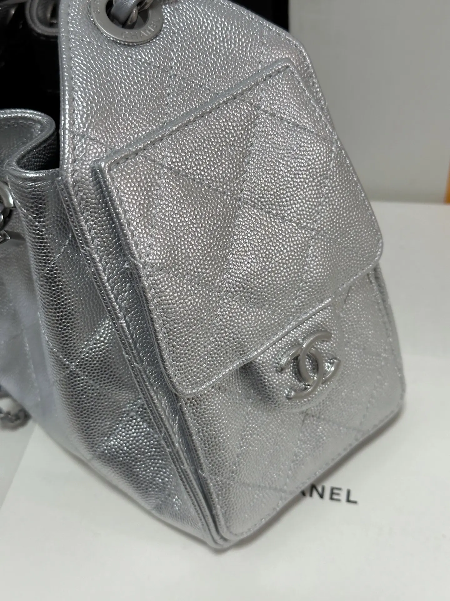 CHANEL 白色 銀色 小牛皮 腋下包 復古腋下背款