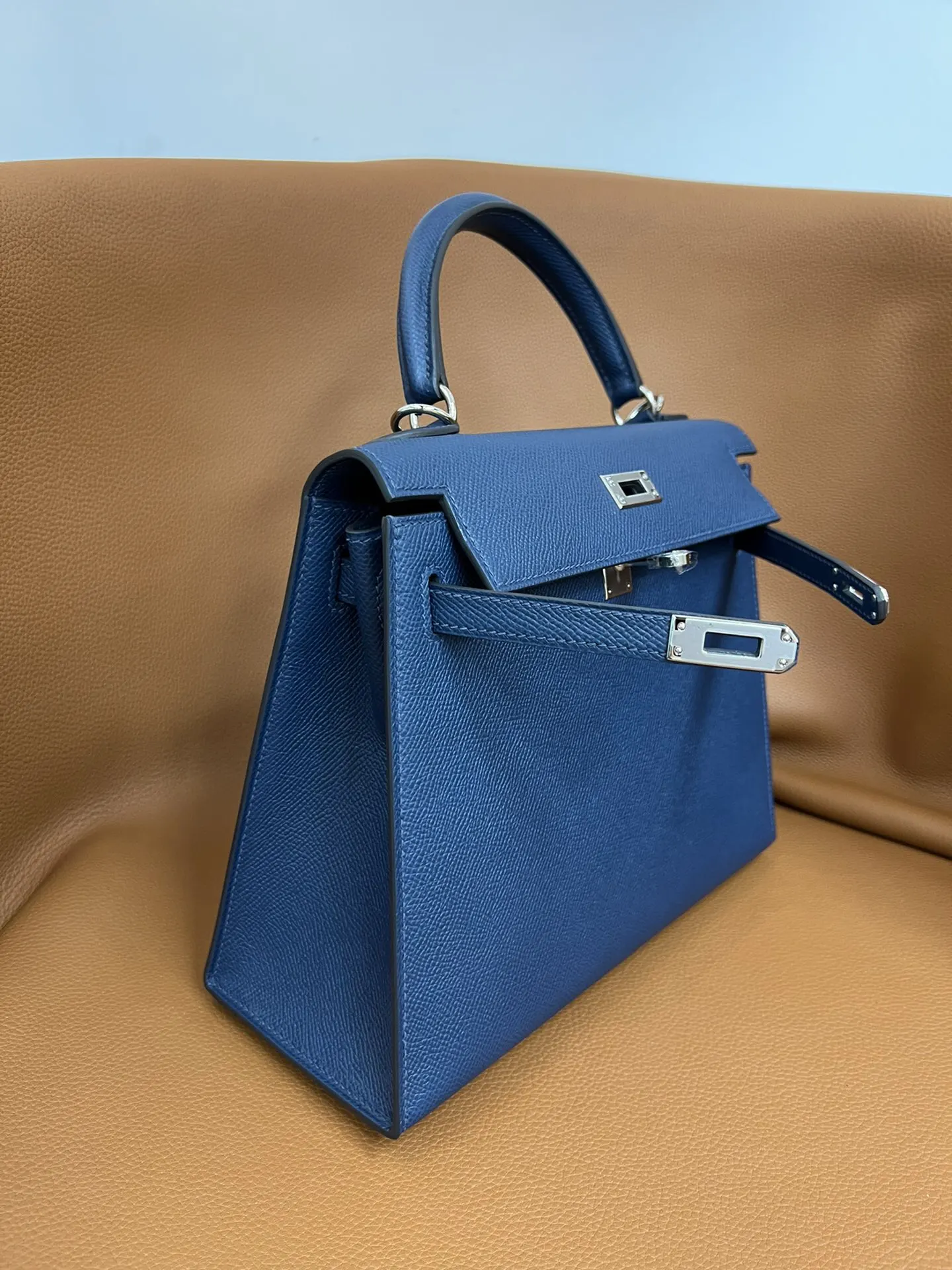Hermès Kelly 宝石藍 Epsom掌纹牛皮 手提包 25cm