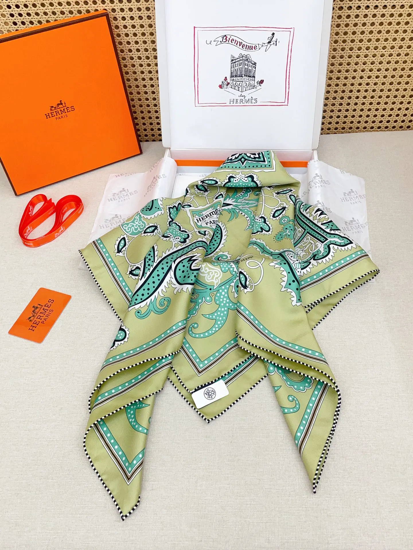 Hermès 丝巾 精致配饰