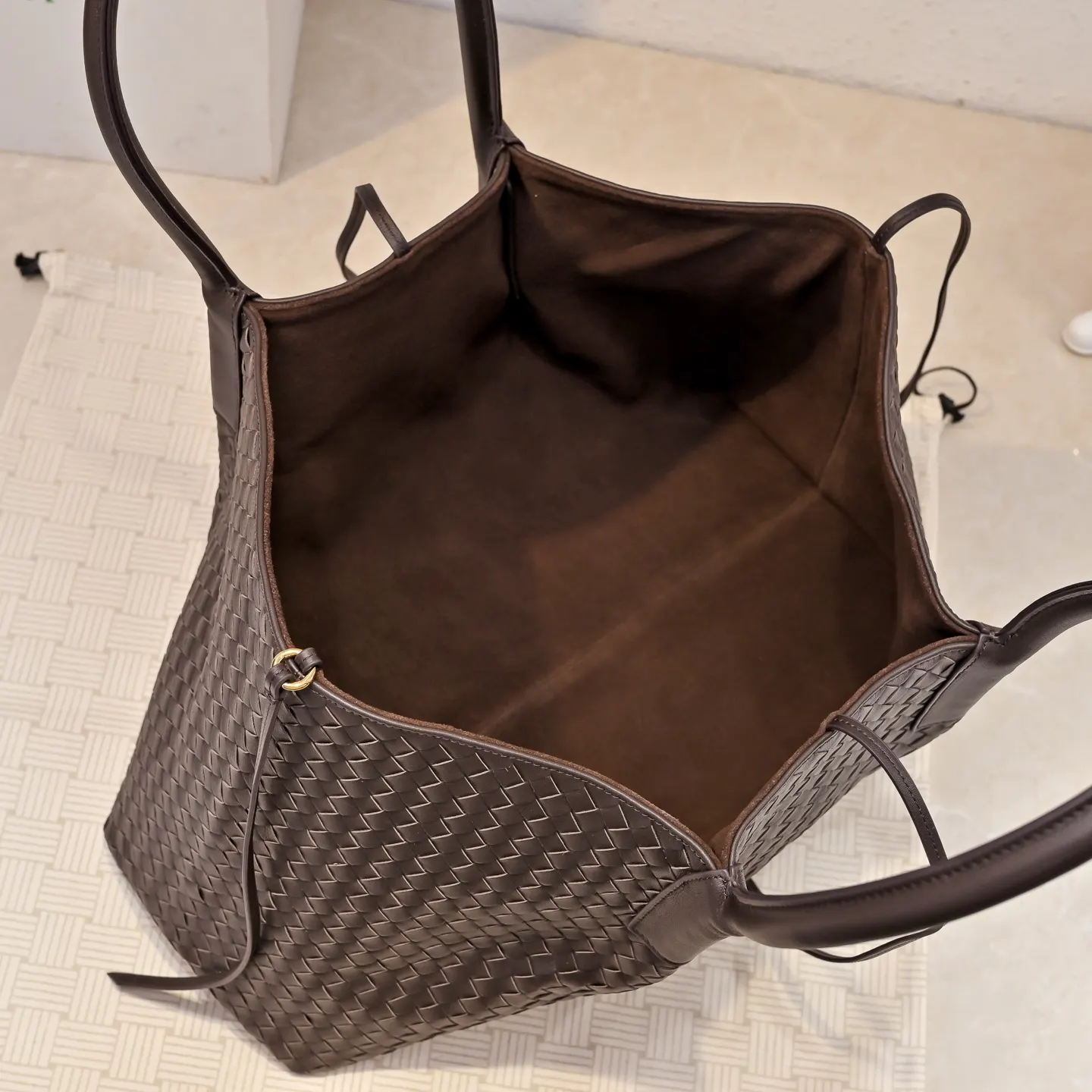 Bottega Veneta 牛皮 托特包 大容量托特款