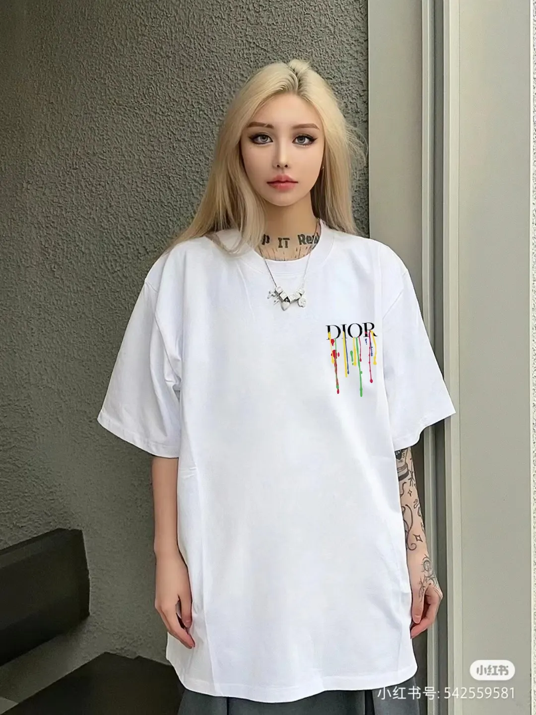 Dior 白色彩色字母短袖T恤 休闲款