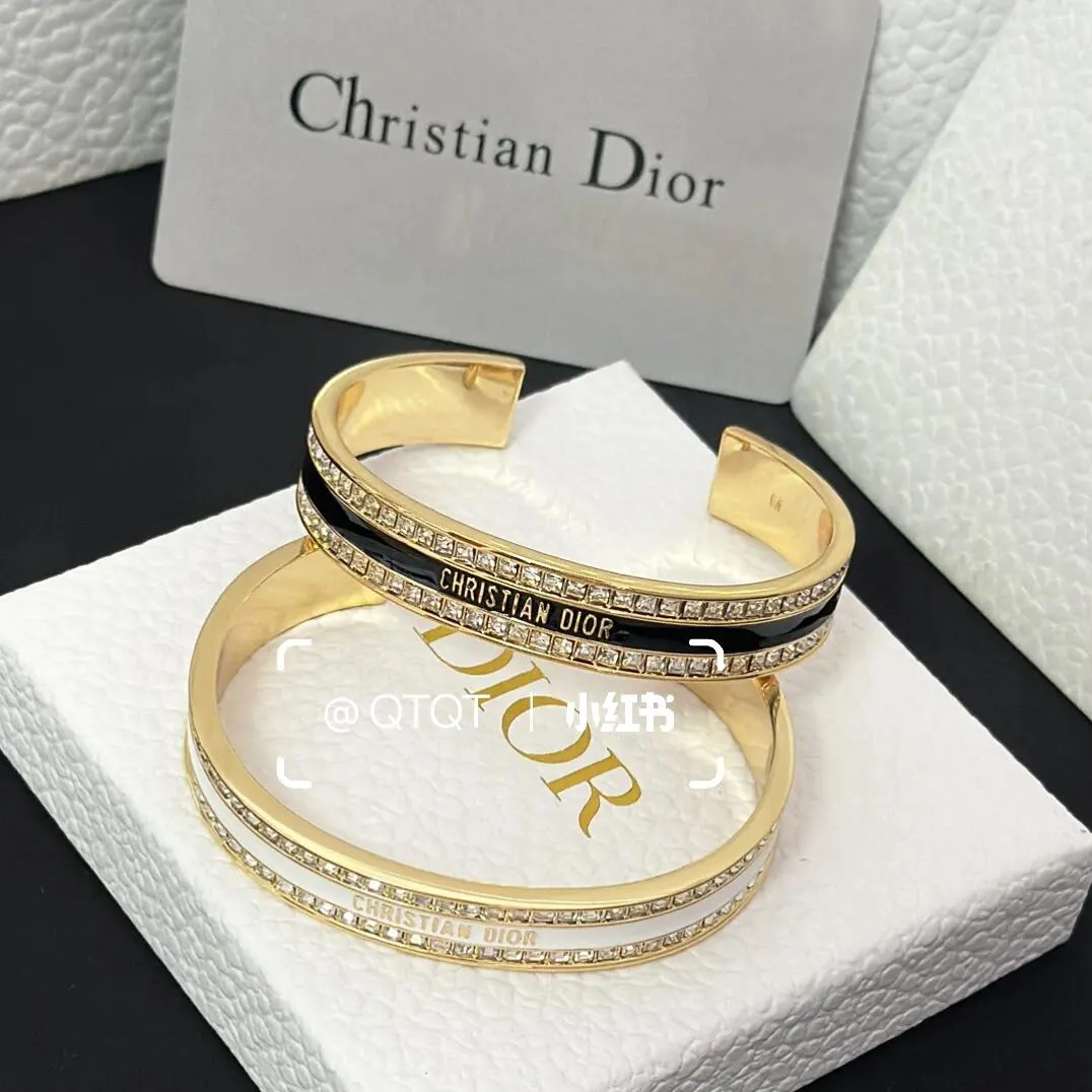 Dior 白色 手镯 精致腕饰