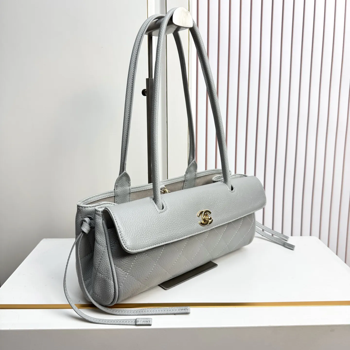 Style 02 Style Image 4 Style 02 Style Image 4