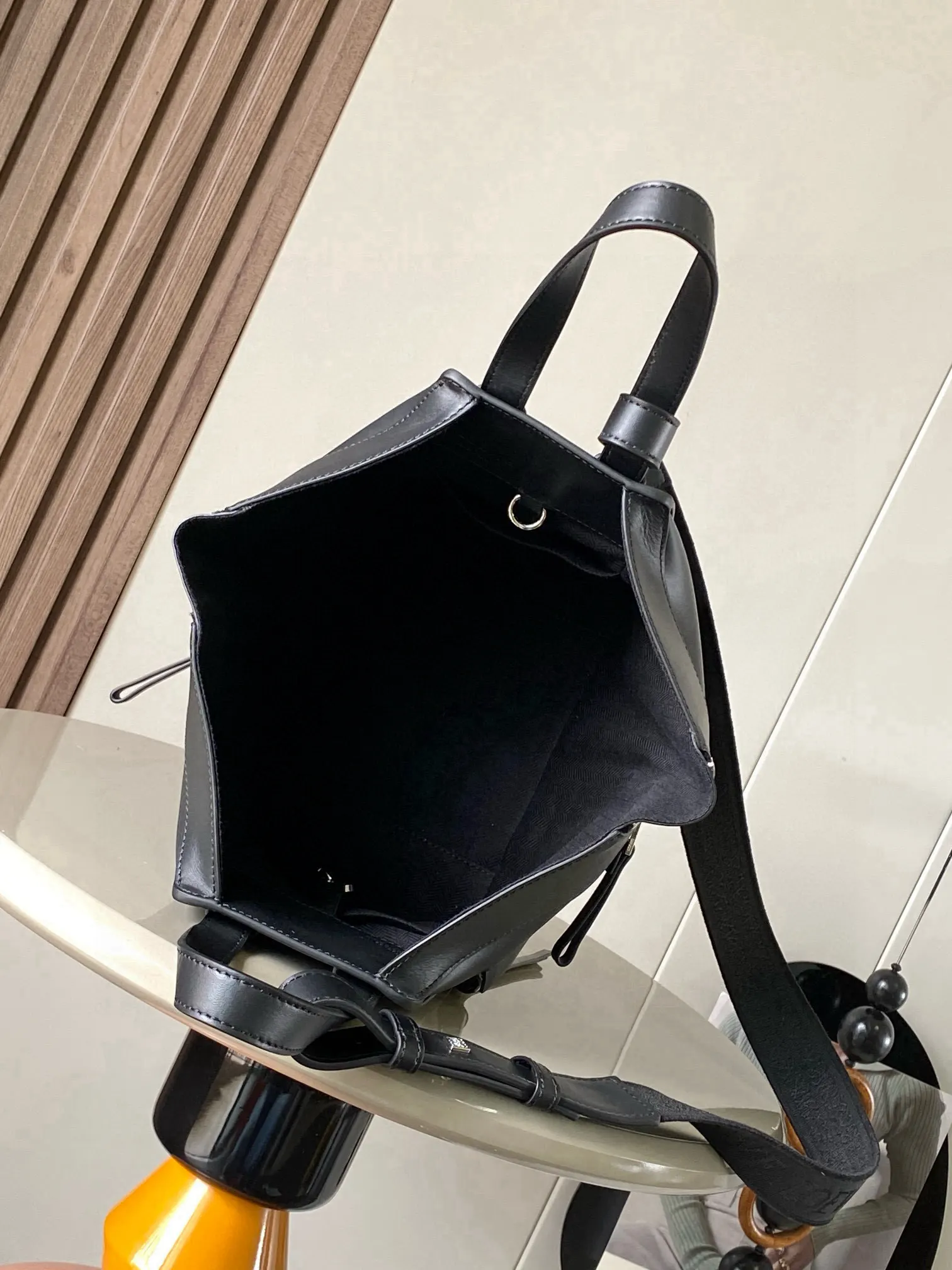 黑色 牛皮 吊床包新尺寸 Hammock bag吊床包疯狂翻牌 斜挎包 轻便斜挎款