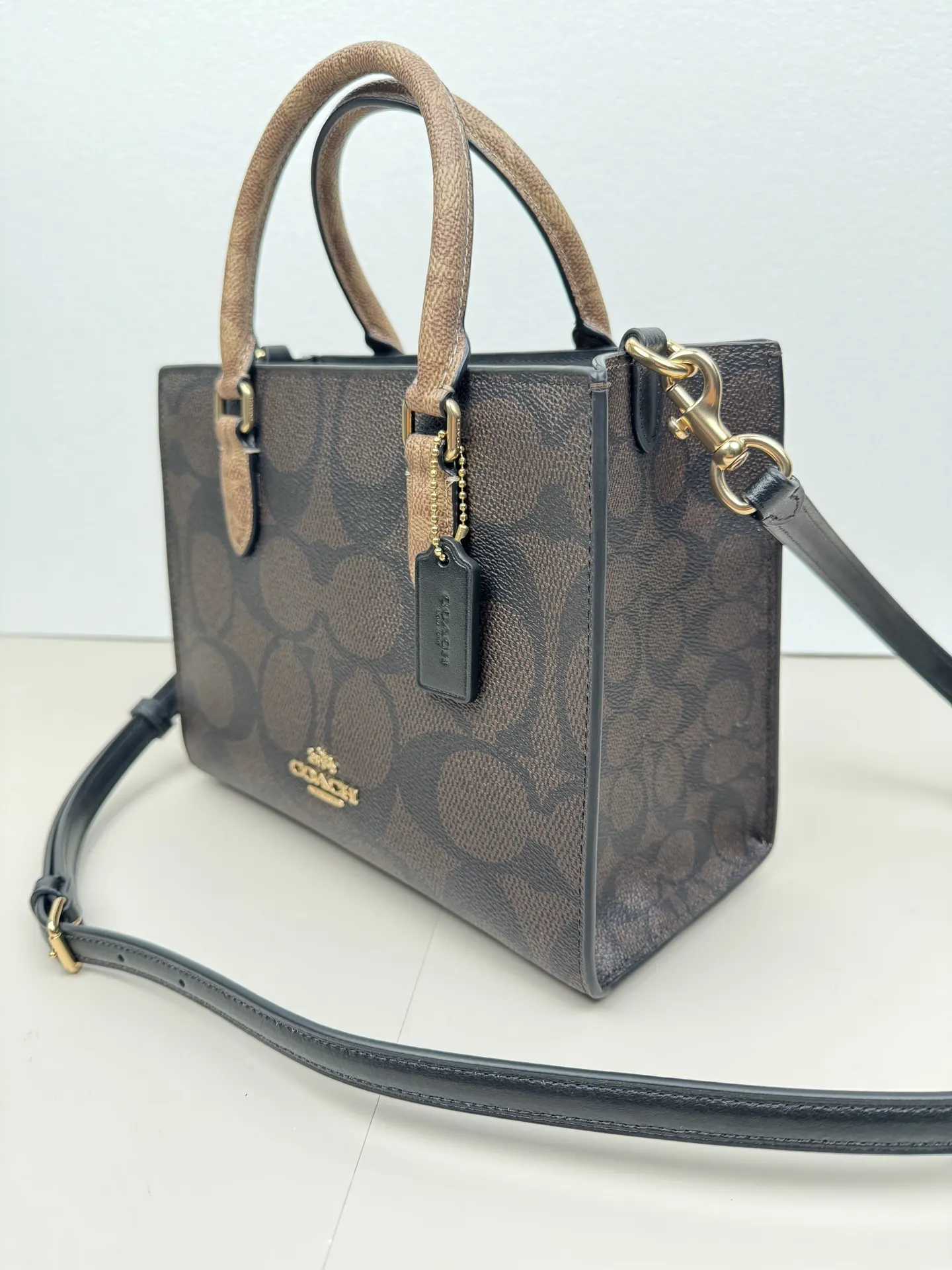 Cy676 Monogram Style Image 5 Cy676 Monogram Style Image 5