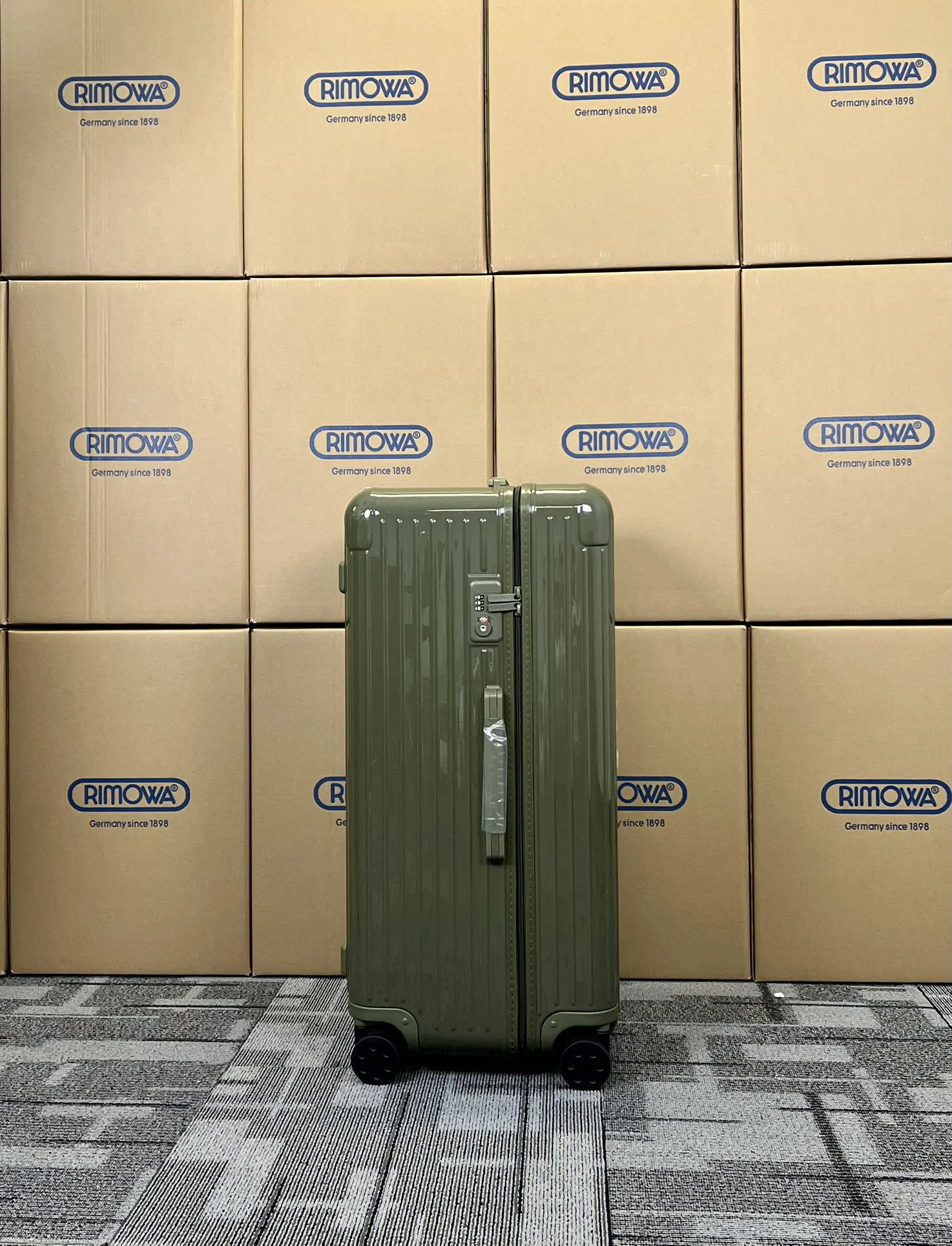 pc方胖子系列Essential 仙人掌绿 行李箱 旅行拉杆款 轻便出行款