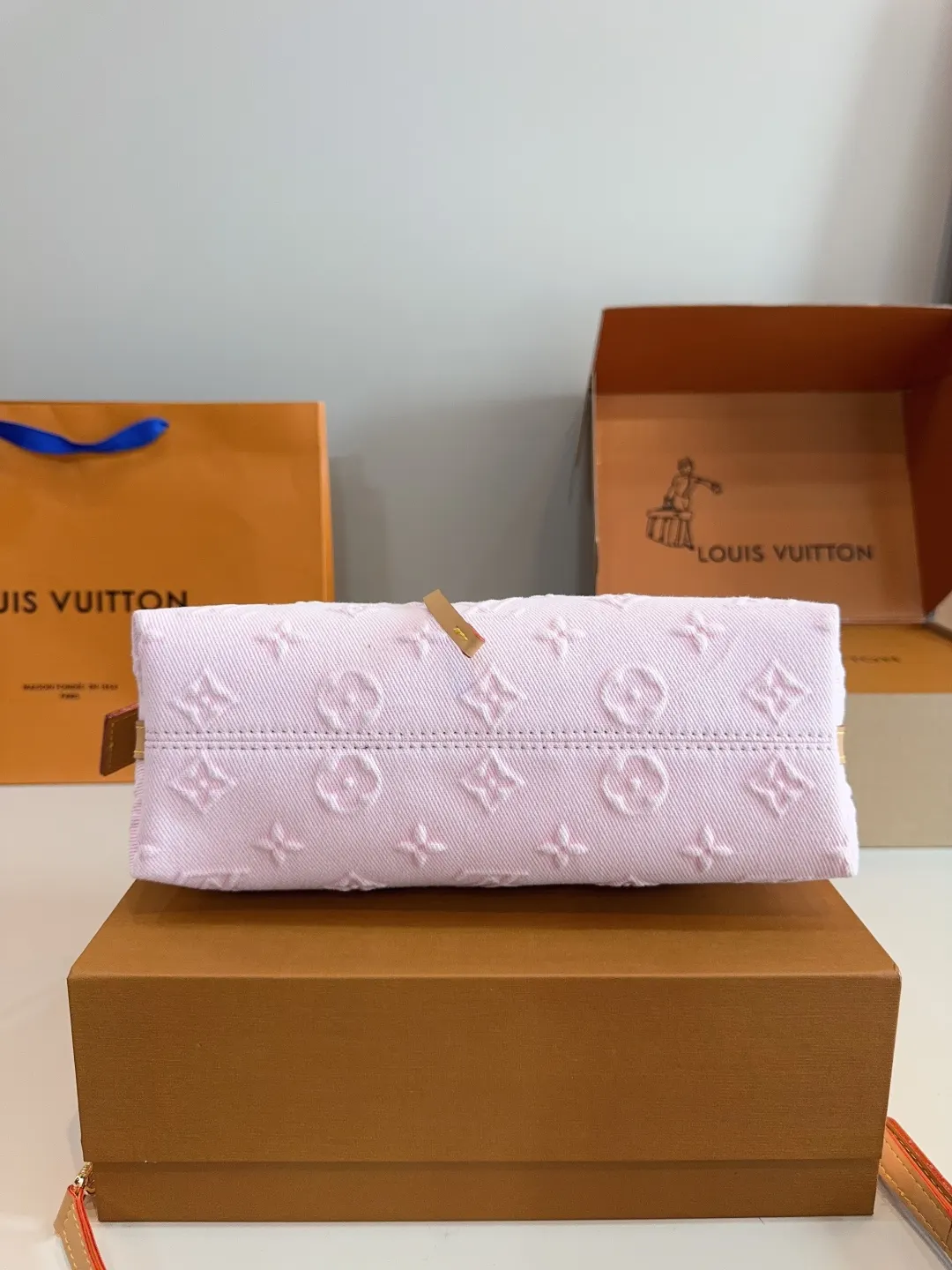 LV CarryAll 最强者CarryAll 可爱休闲 斜挎包 轻便斜挎款