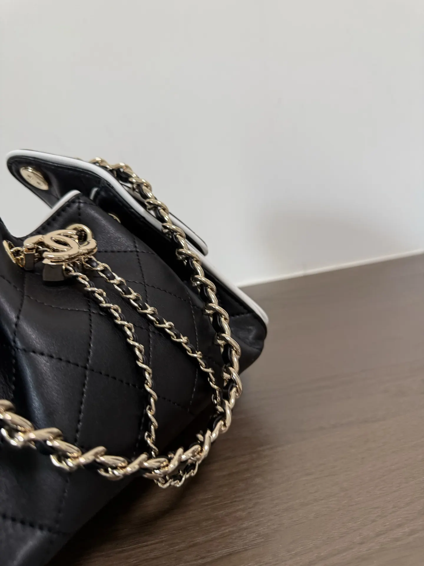 Chain Bag Leather