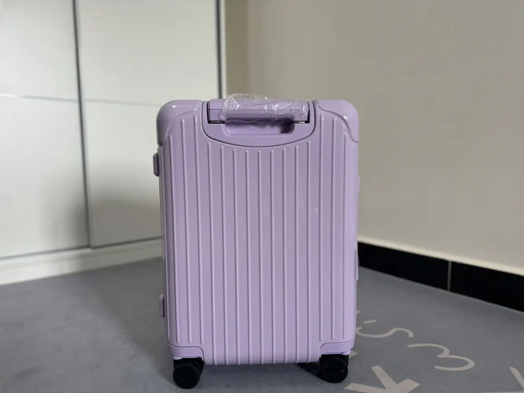 黑色 白色 Essential系列 薰衣草紫 尺寸 行李箱 旅行拉杆款 輕便出行款