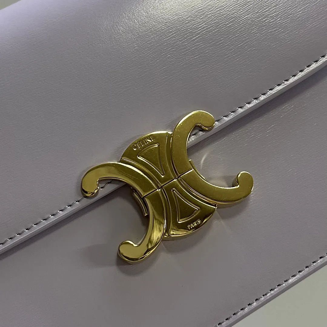 Celine Triomphe 牛皮 斜背包 輕便斜挎款