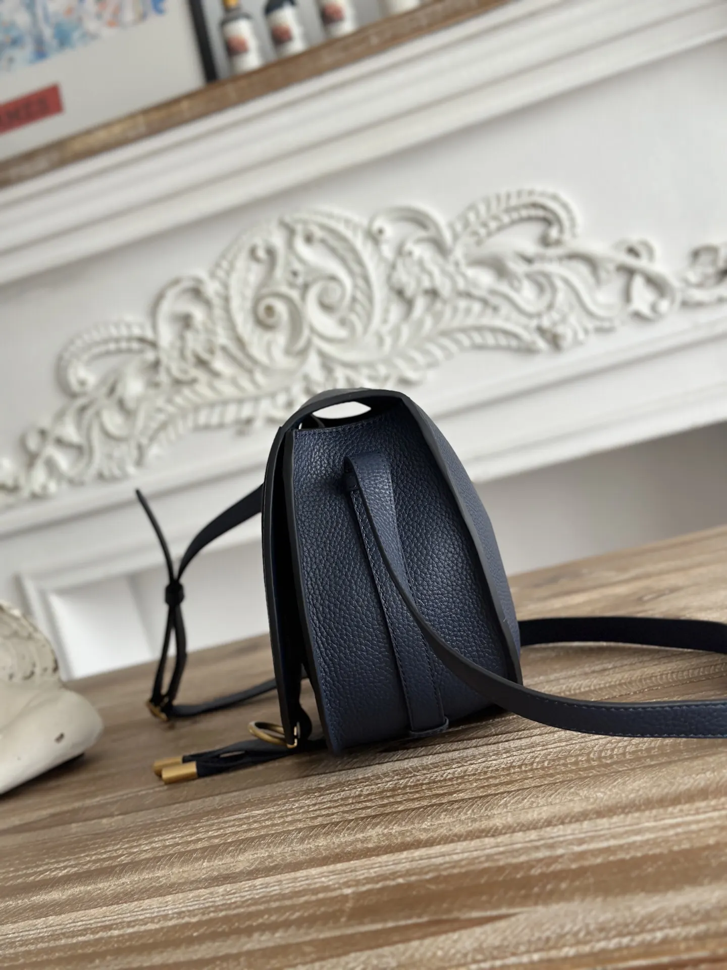 Crossbody Bag Lightweight Leather