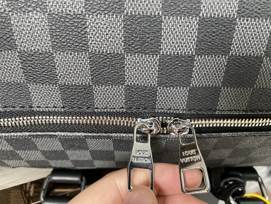 Black White Fashion Item Travel