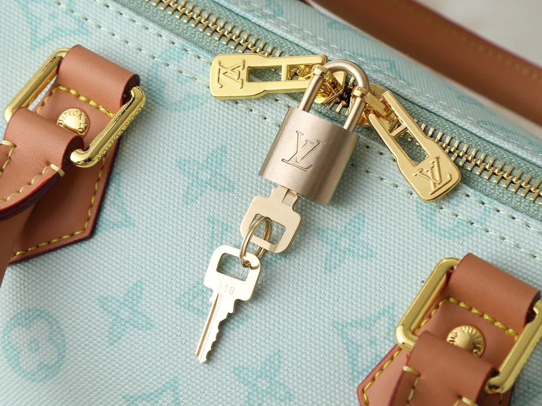 LV Speedy 牛皮 收纳包 旅行收纳款