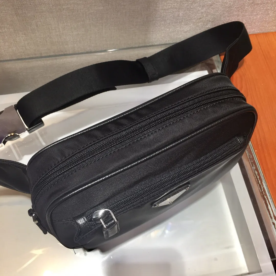 Prada Re-Nylon 黑色 腰包