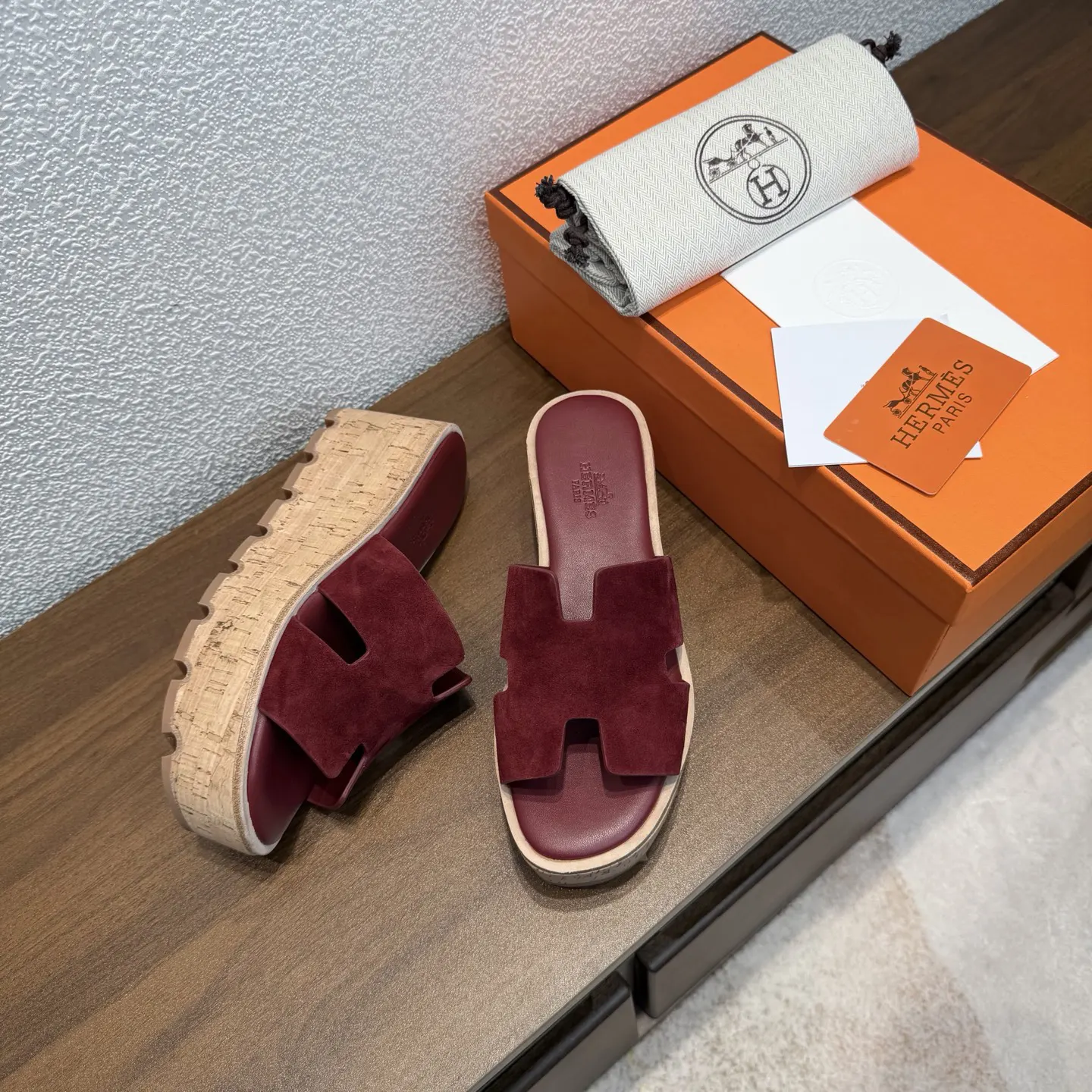 Hermès 新色系 拖鞋 舒适