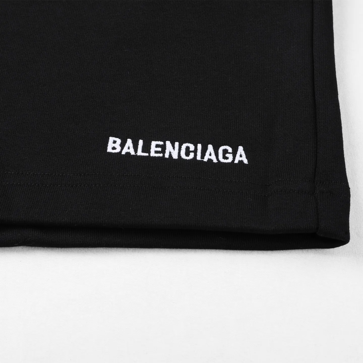 Balenciaga 短裤 街头休闲款