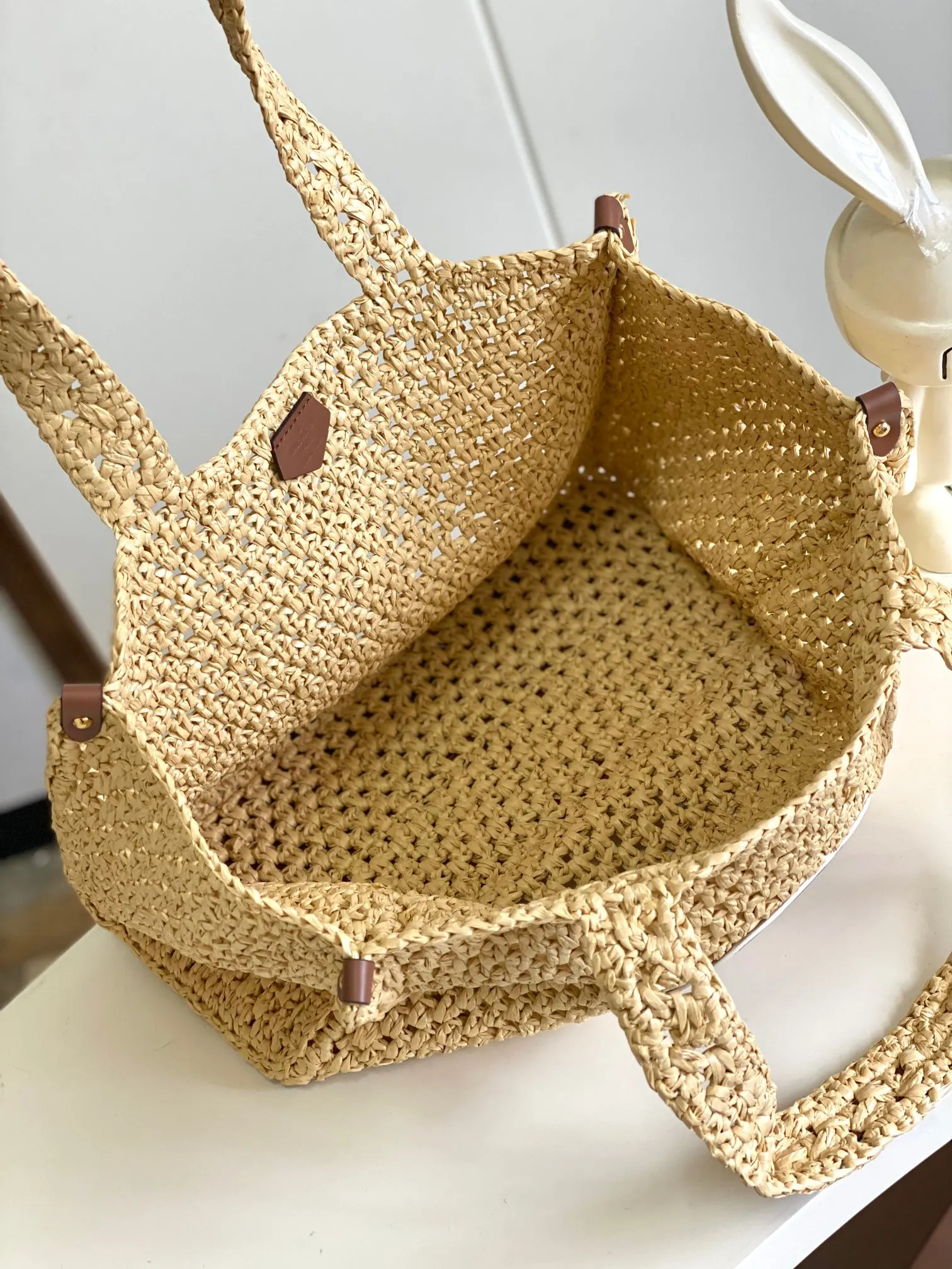 LV 牛皮 海 外‬单 独实家‬拍 编织 拉菲草四方 托特包 大容量托特款