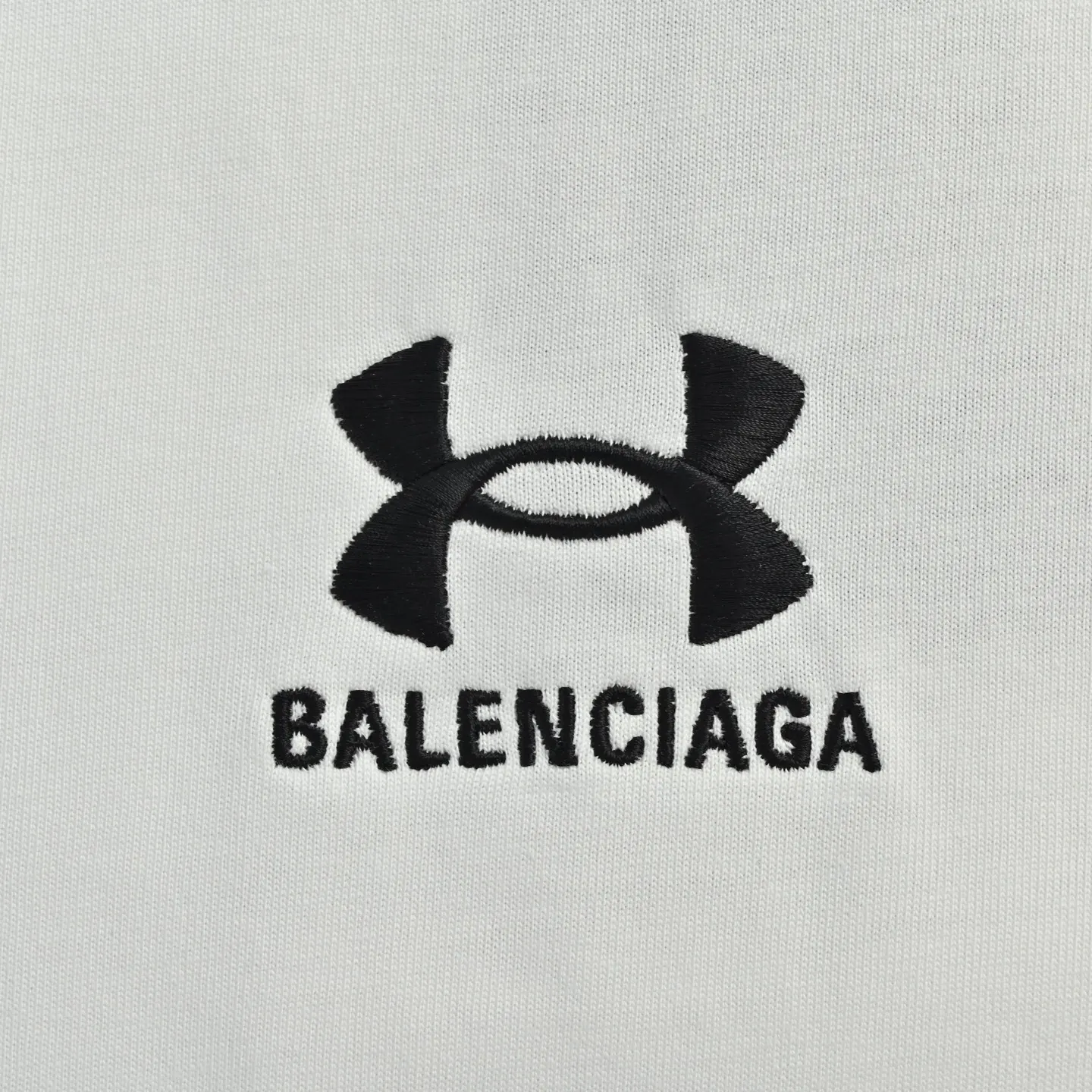 Balenciaga 纯棉 Logo 短袖T恤 宽松休闲