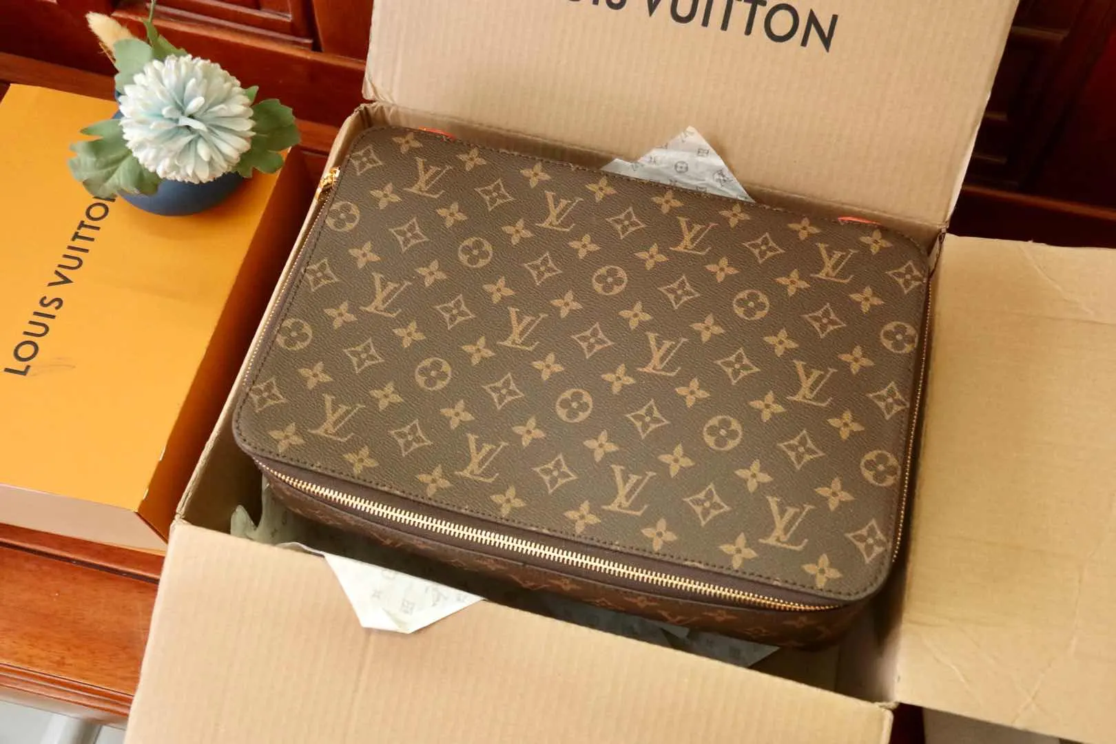 Damier 化妝包 便携收納款(數字9) Damier 化妝包 便携收納款(數字9)