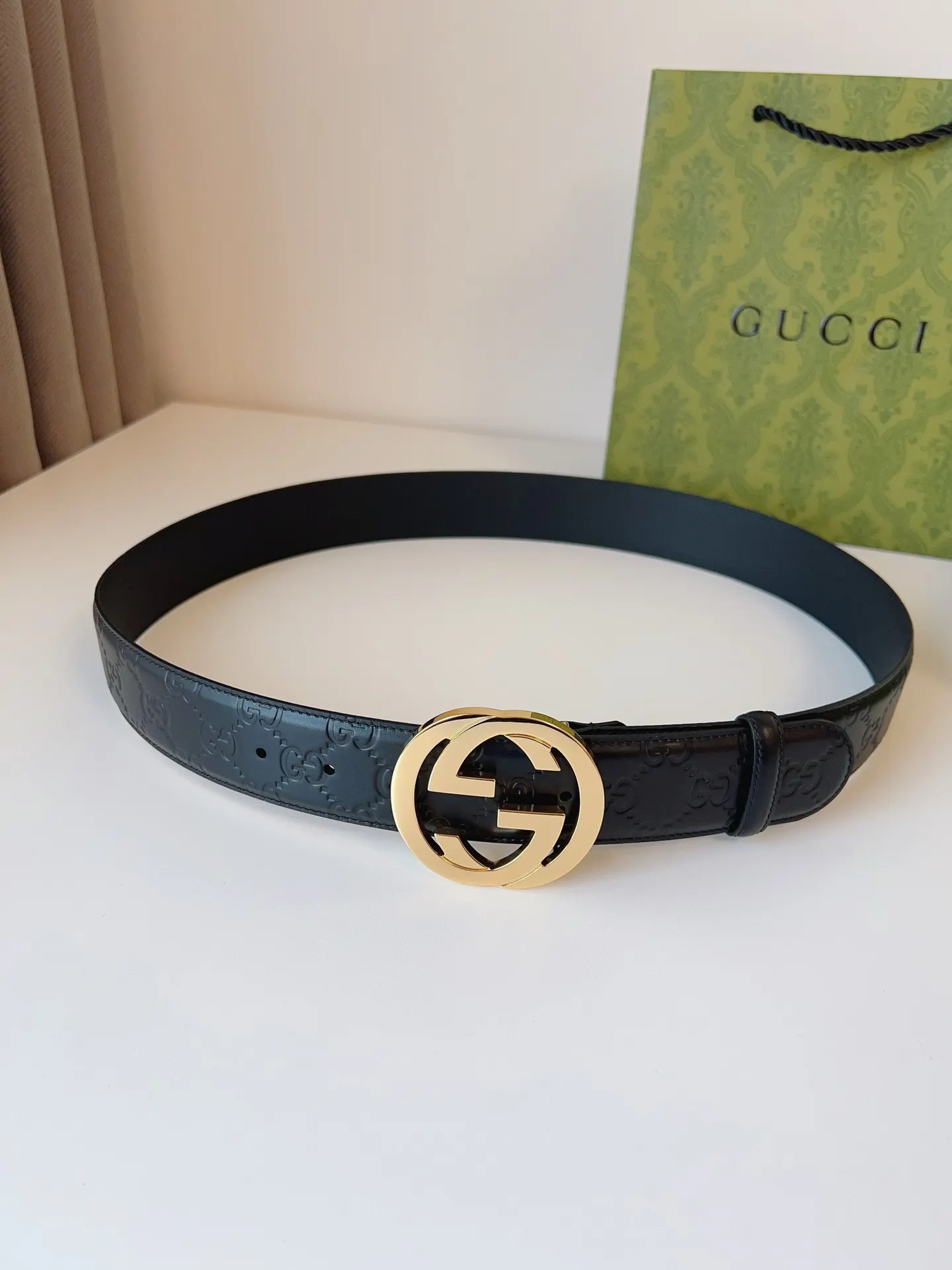 Gucci Double G 双G扣牛皮腰带