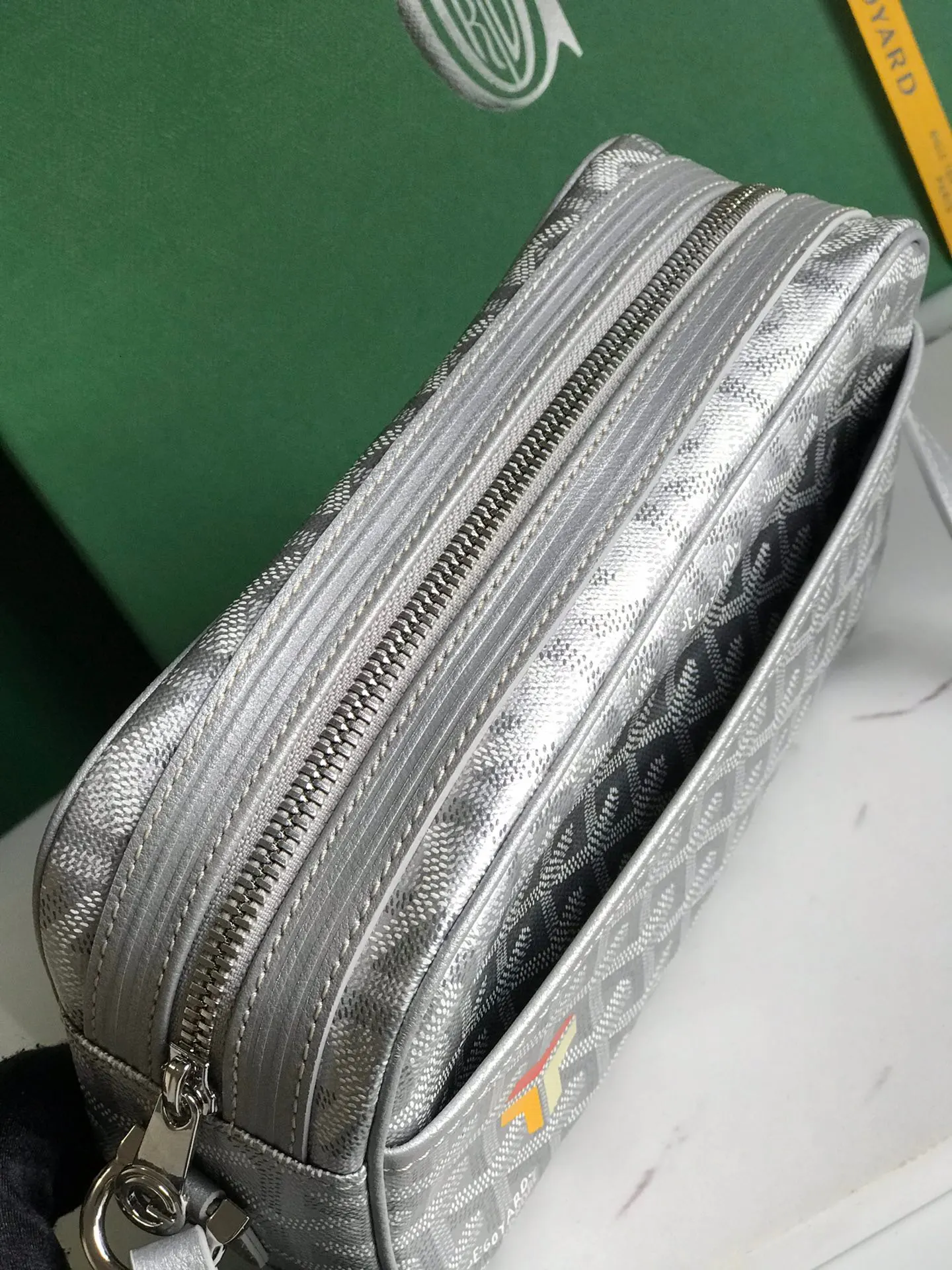 Audemars Piguet 粉色 銀色 旅行袋 大容量旅行款