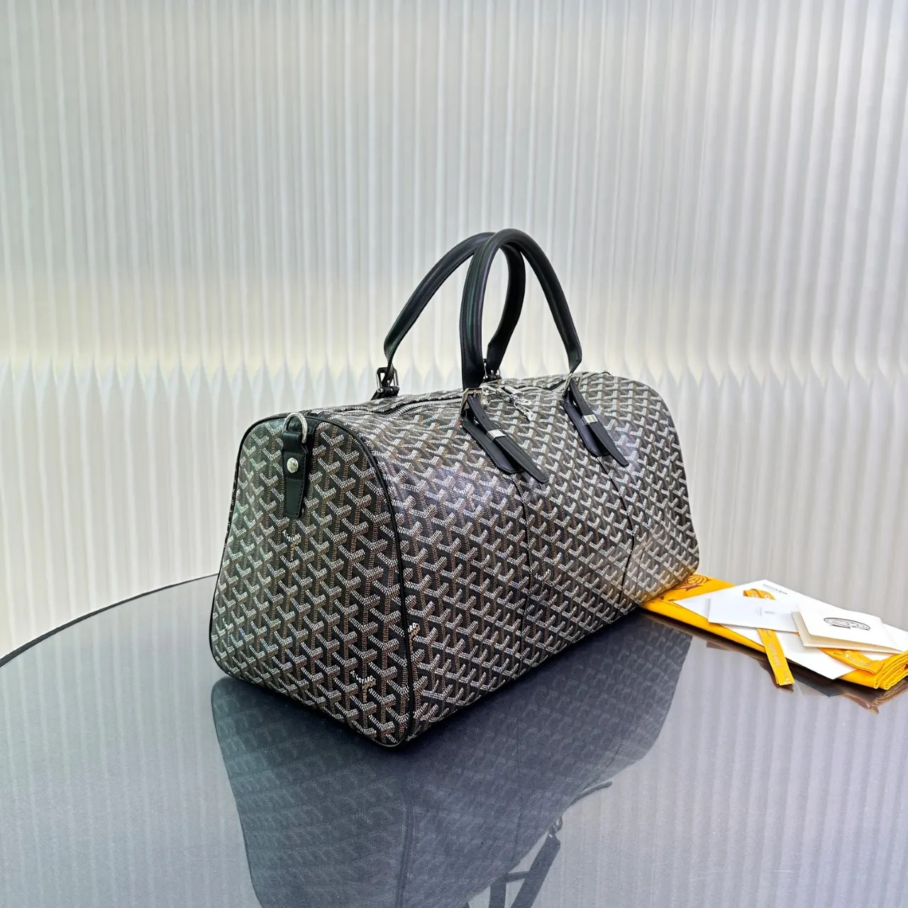 Goyard 黃色 BOSTON 旅行袋適合在机舱内使用 通过搭 一 大容量旅行款