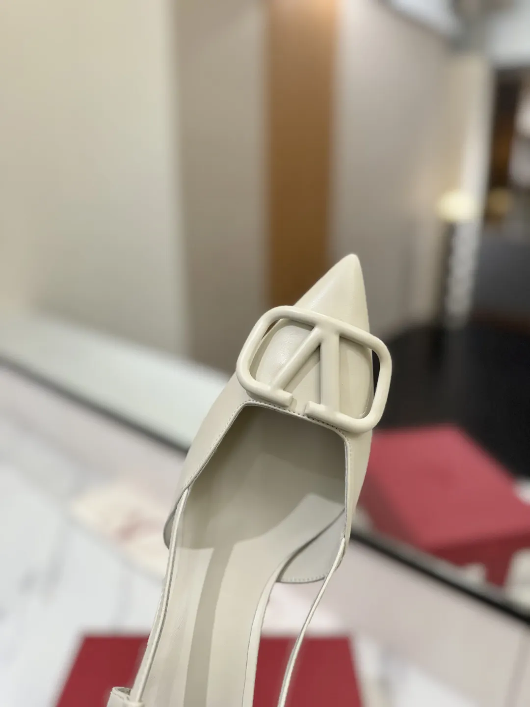 Valentino Image 6 Valentino Image 6