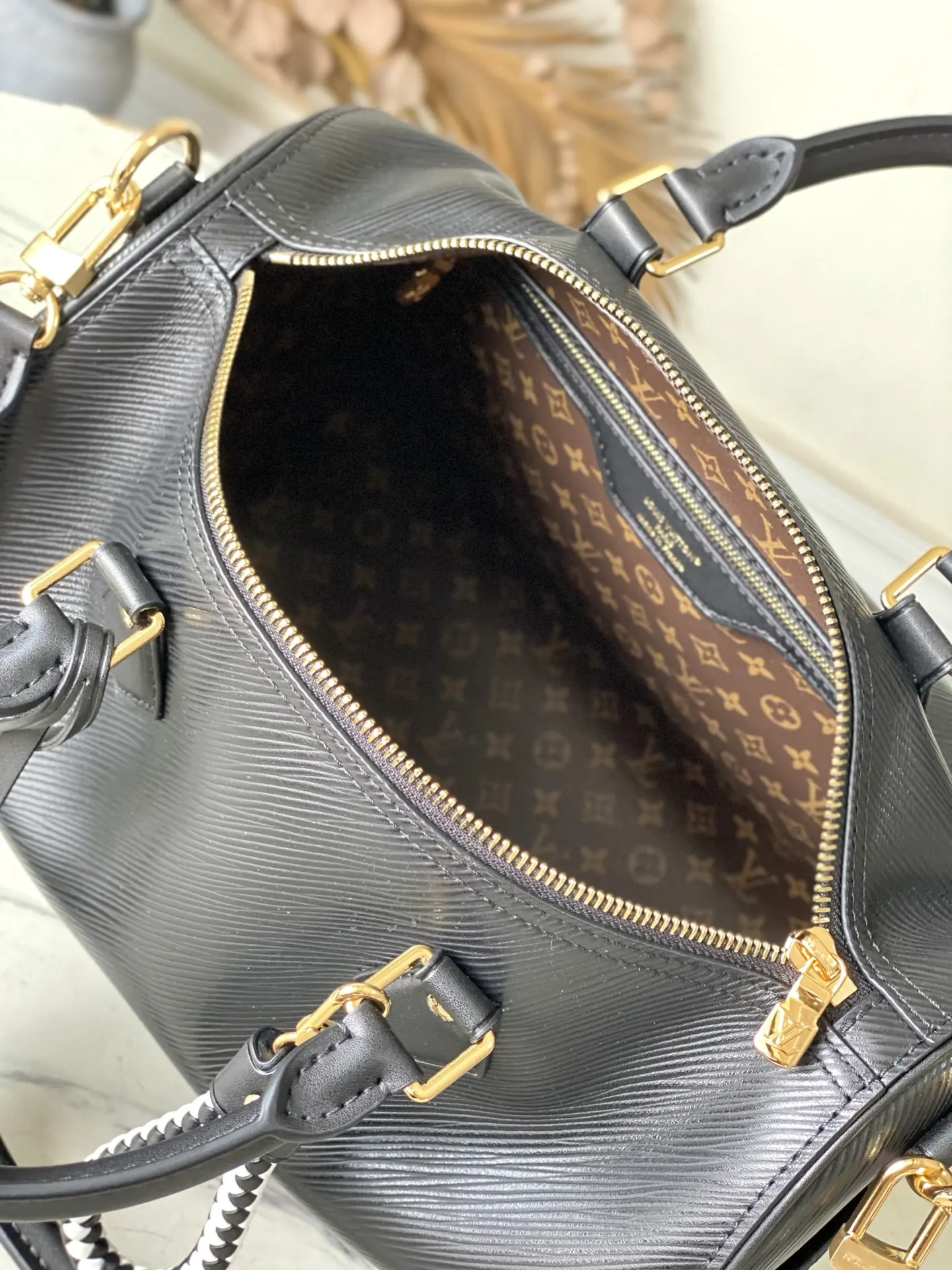 Louis Vuitton Black Organizer Pouch Travel Image 9 Louis Vuitton Black Organizer Pouch Travel Image 9