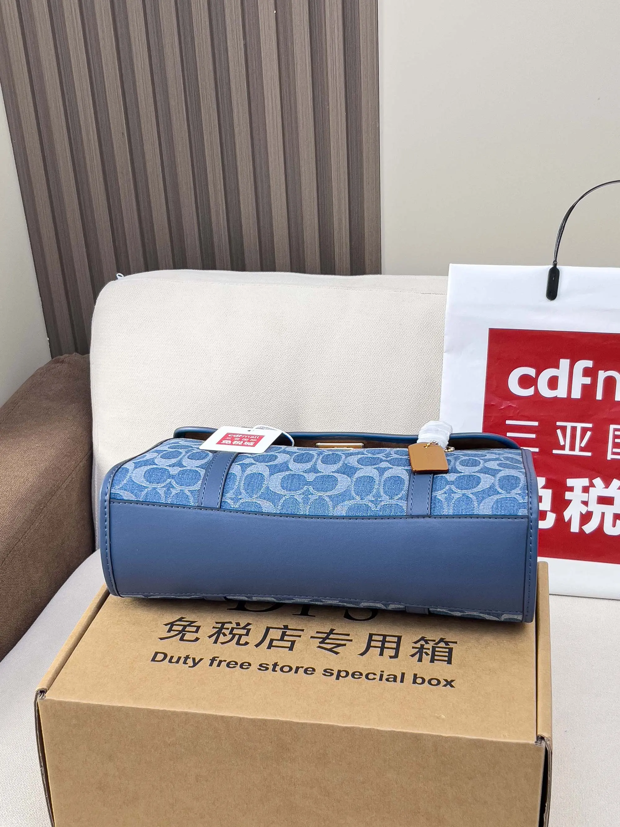 Coach 黑色 图片 黑武士Bridget手提腋下包 复古腋下背款