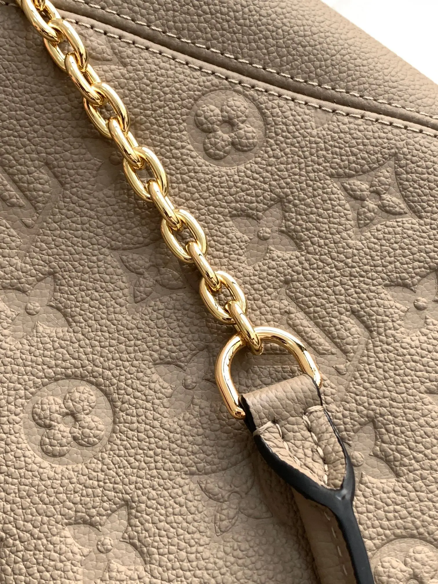LV 黑色 米白 牛皮 鏈條包 精致鏈條款