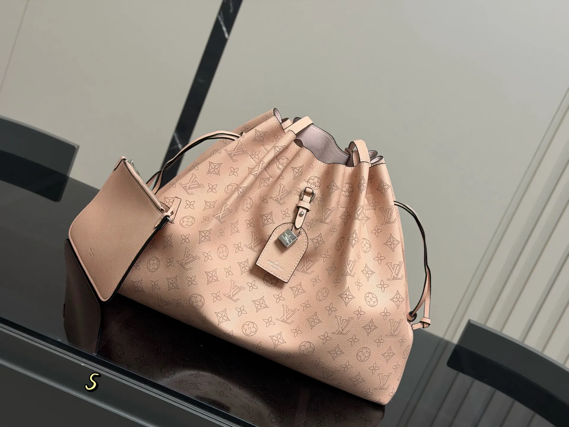 LV 月光女神水桶包 中古vinta 休闲水桶款