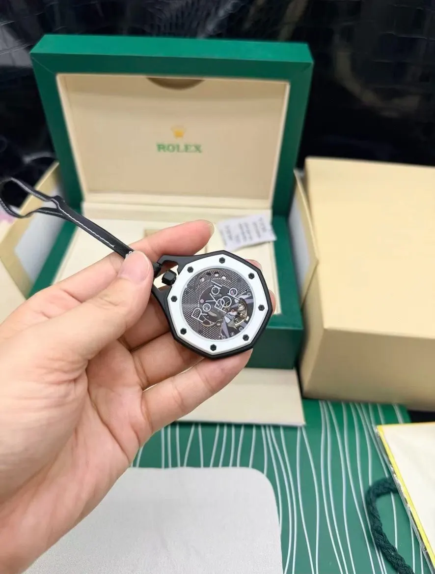 微信下单包邮 送 机械 这次聯名真的杀疯 手錶 經典腕表款