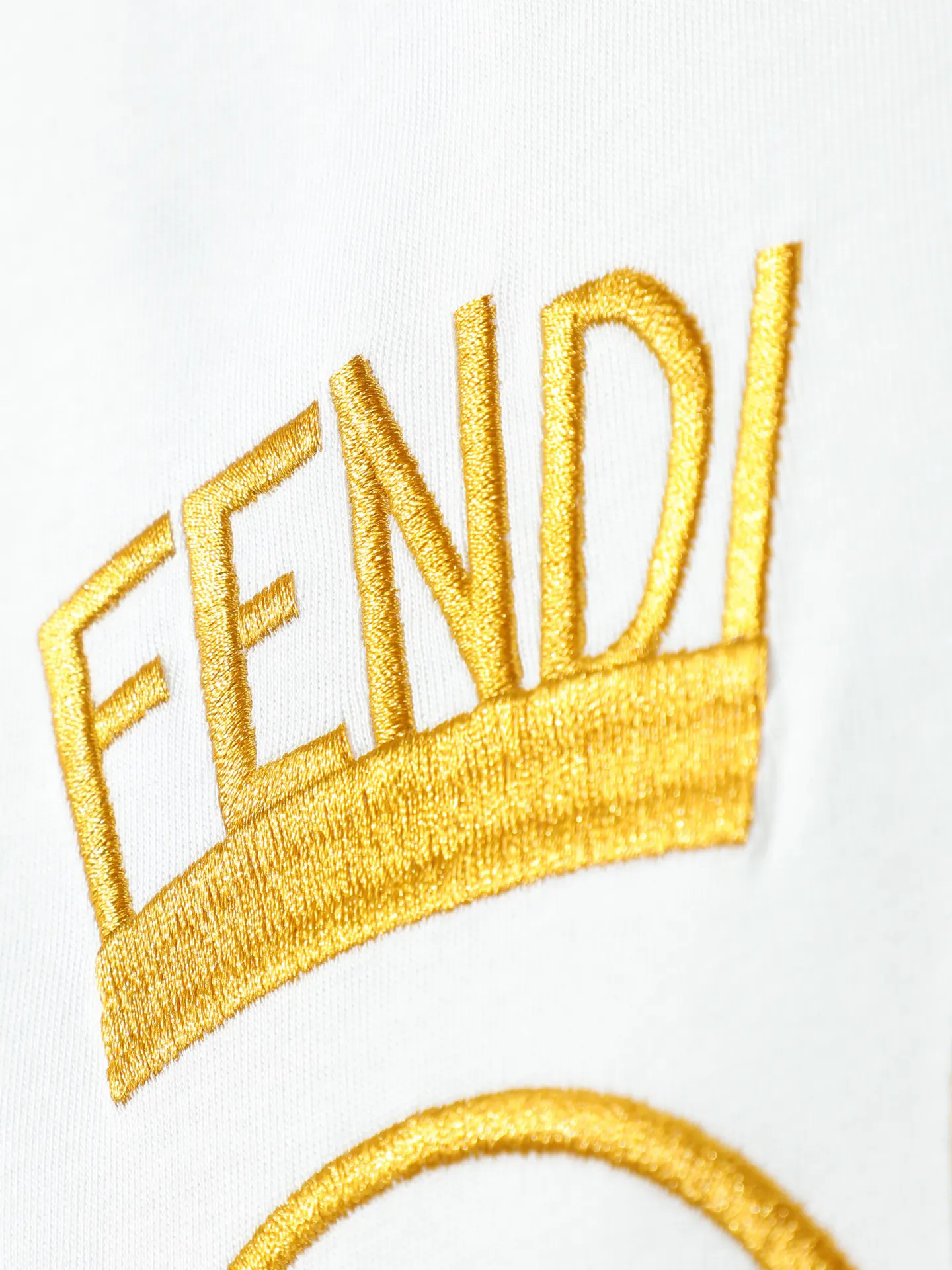 Fendi 2026春夏 Logo 刺绣 短袖T恤 日常百搭款 款2