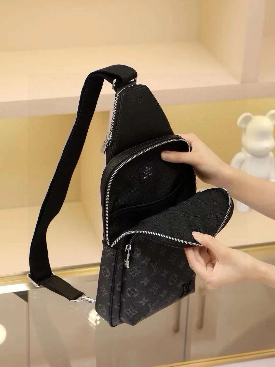 Louis Vuitton Shoulder Bag Canvas Leather