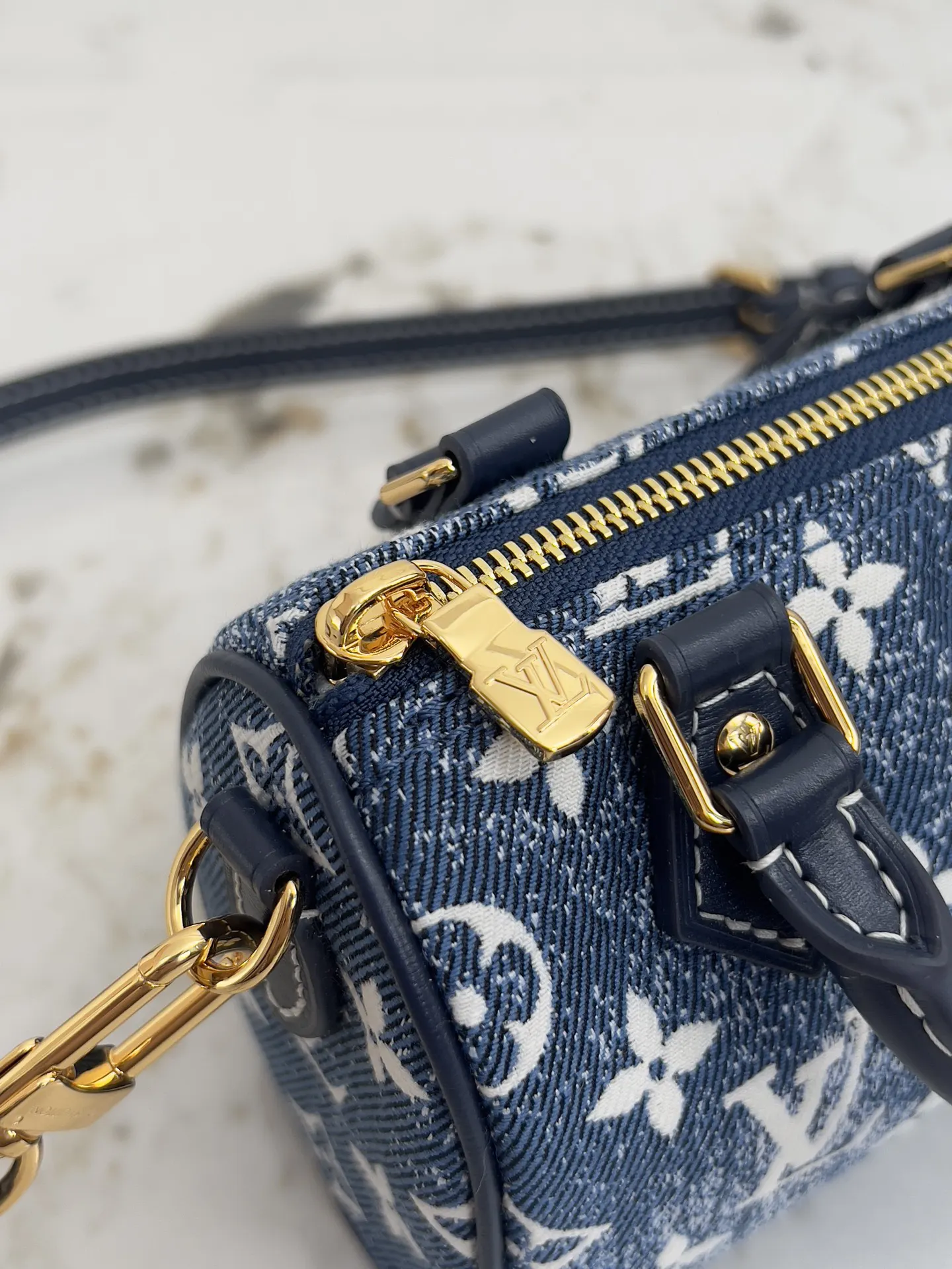 Louis Vuitton M81213 Monogram Handbag