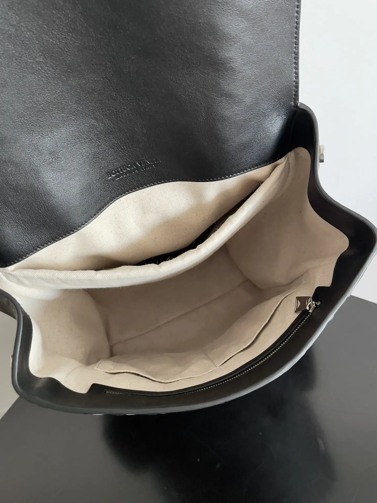 Bottega Veneta 小牛皮 雙肩包 实用雙肩款