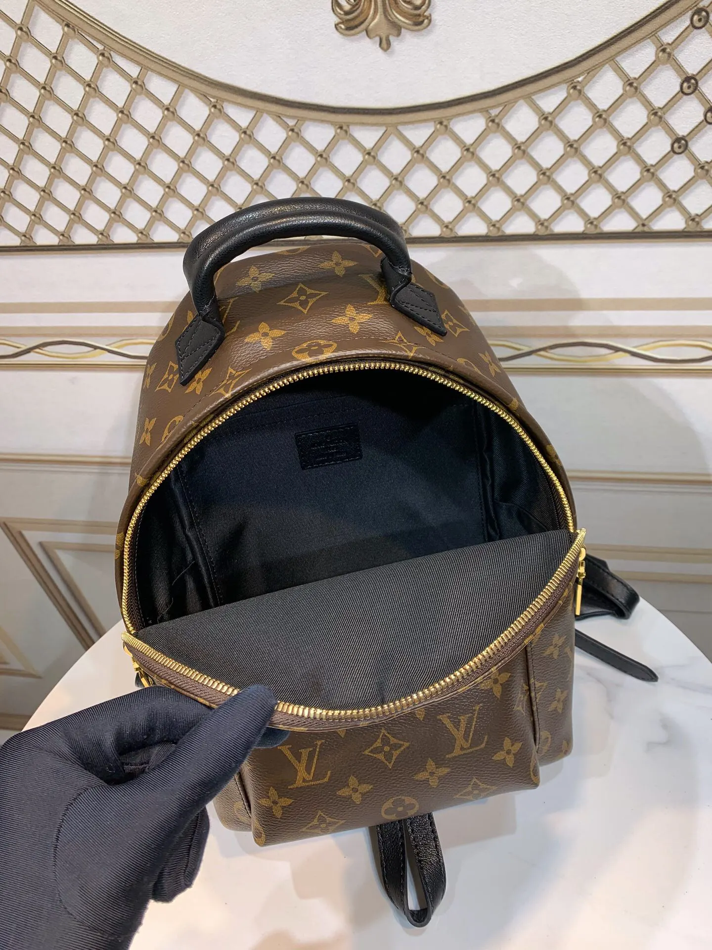 Louis Vuitton Backpack Image 9 Louis Vuitton Backpack Image 9