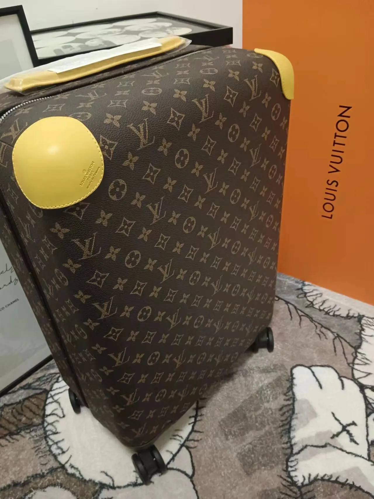 老花 黃色 新顏色 老花 黃色包角 新顏色 老花 黃色包角 行李箱 旅行拉杆款 輕便出行款