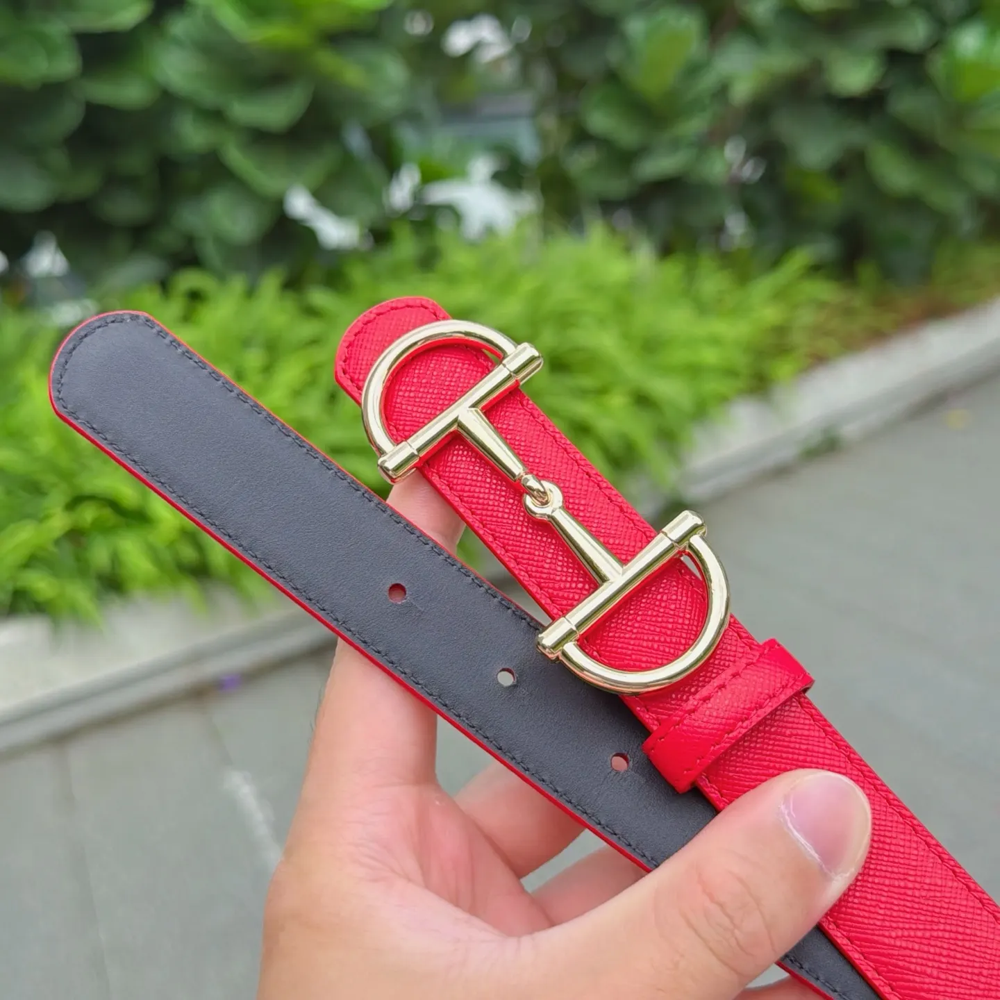 Gucci 双G扣牛皮双面腰带 商务休闲款