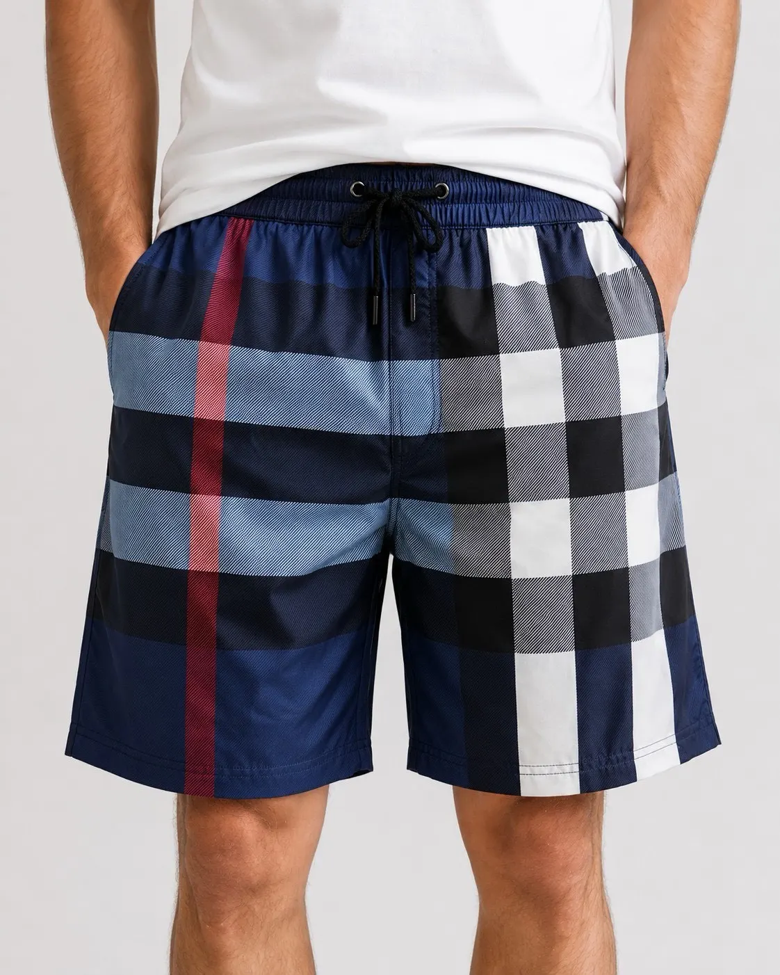 Burberry 印花 格纹 短褲 宽松休閒款(數字8) Burberry 印花 格纹 短褲 宽松休閒款(數字8)