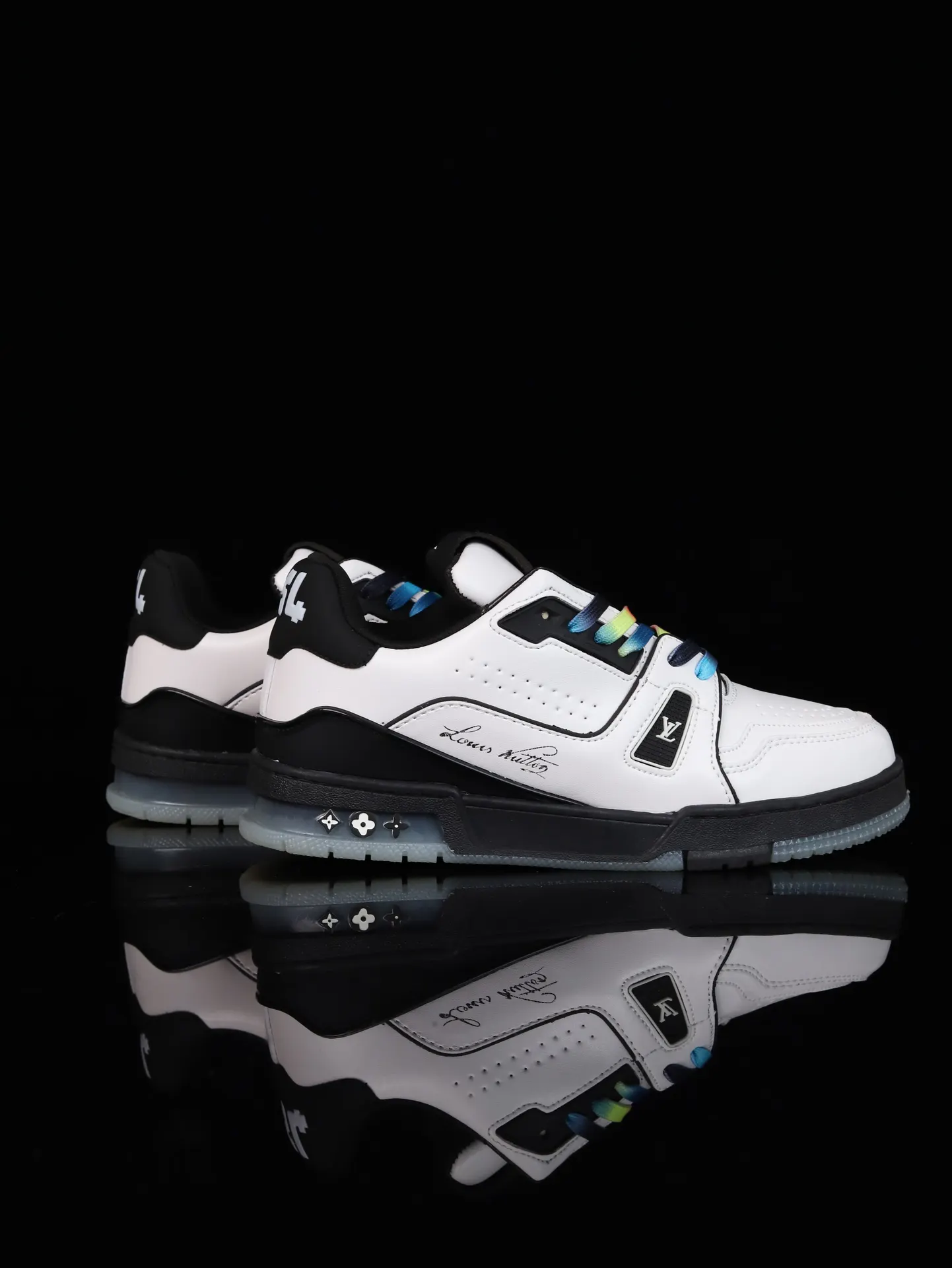 Louis Vuitton Sneakers