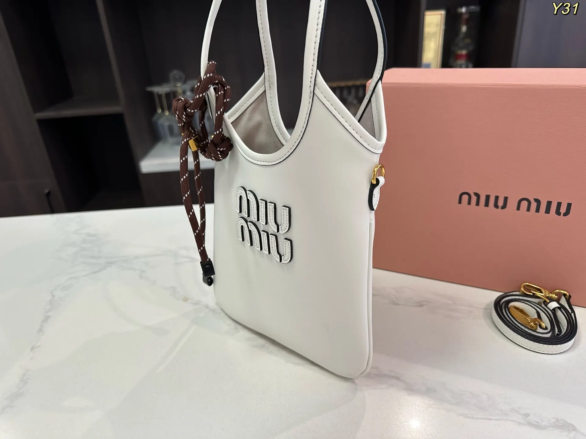 Miu 缪缪 miumiu 托特包 大容量托特款