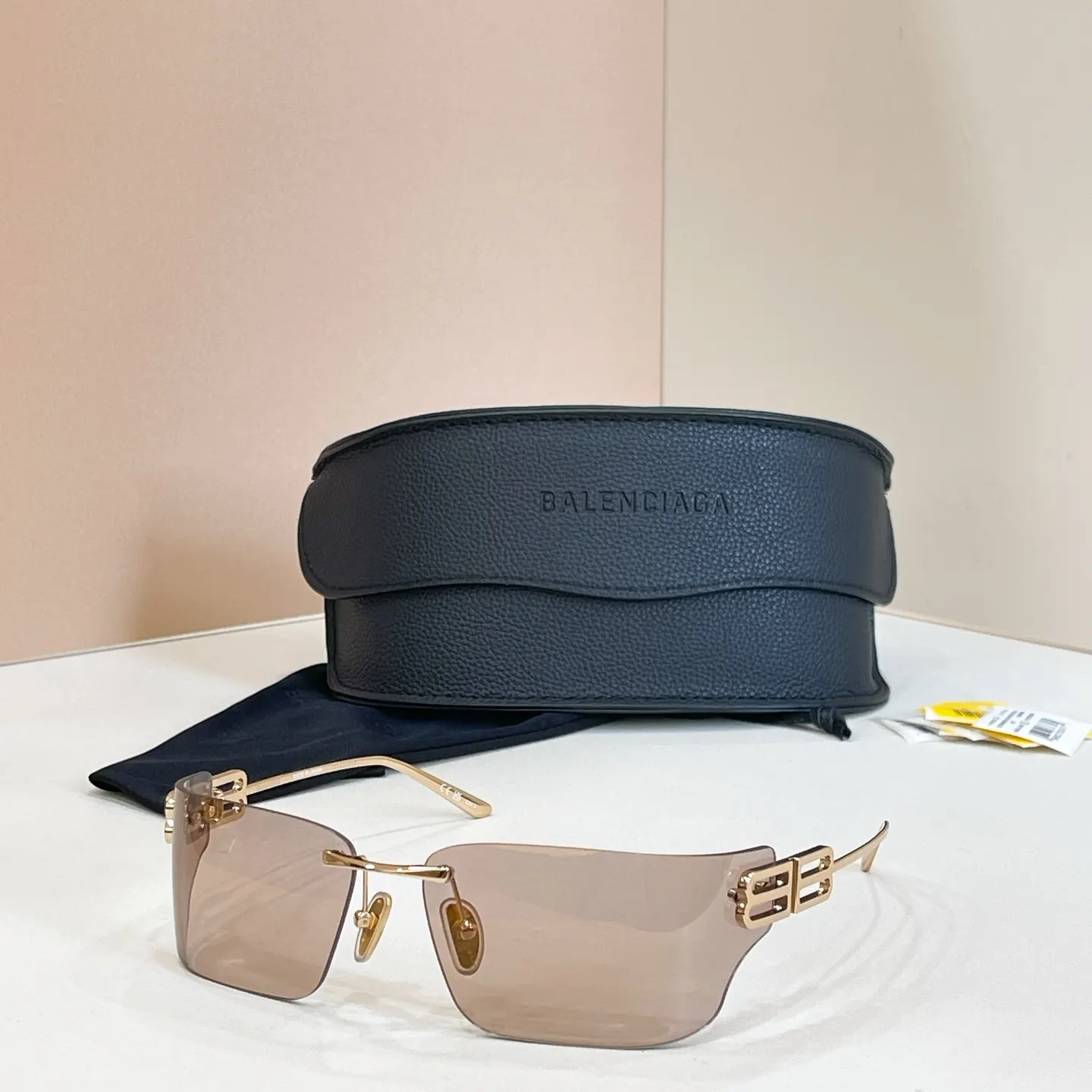 Balenciaga 墨镜 時尚防晒款
