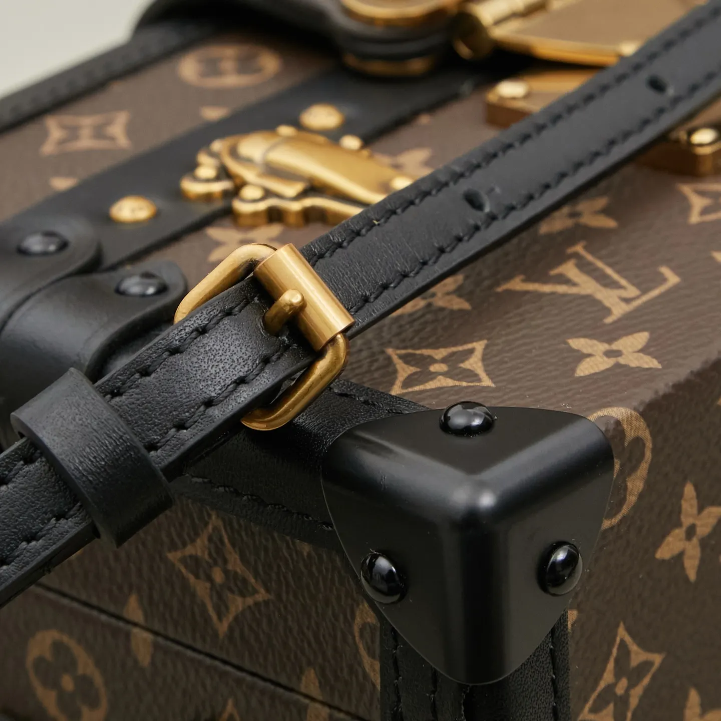 LV 牛皮 手拿包 精致手拿款