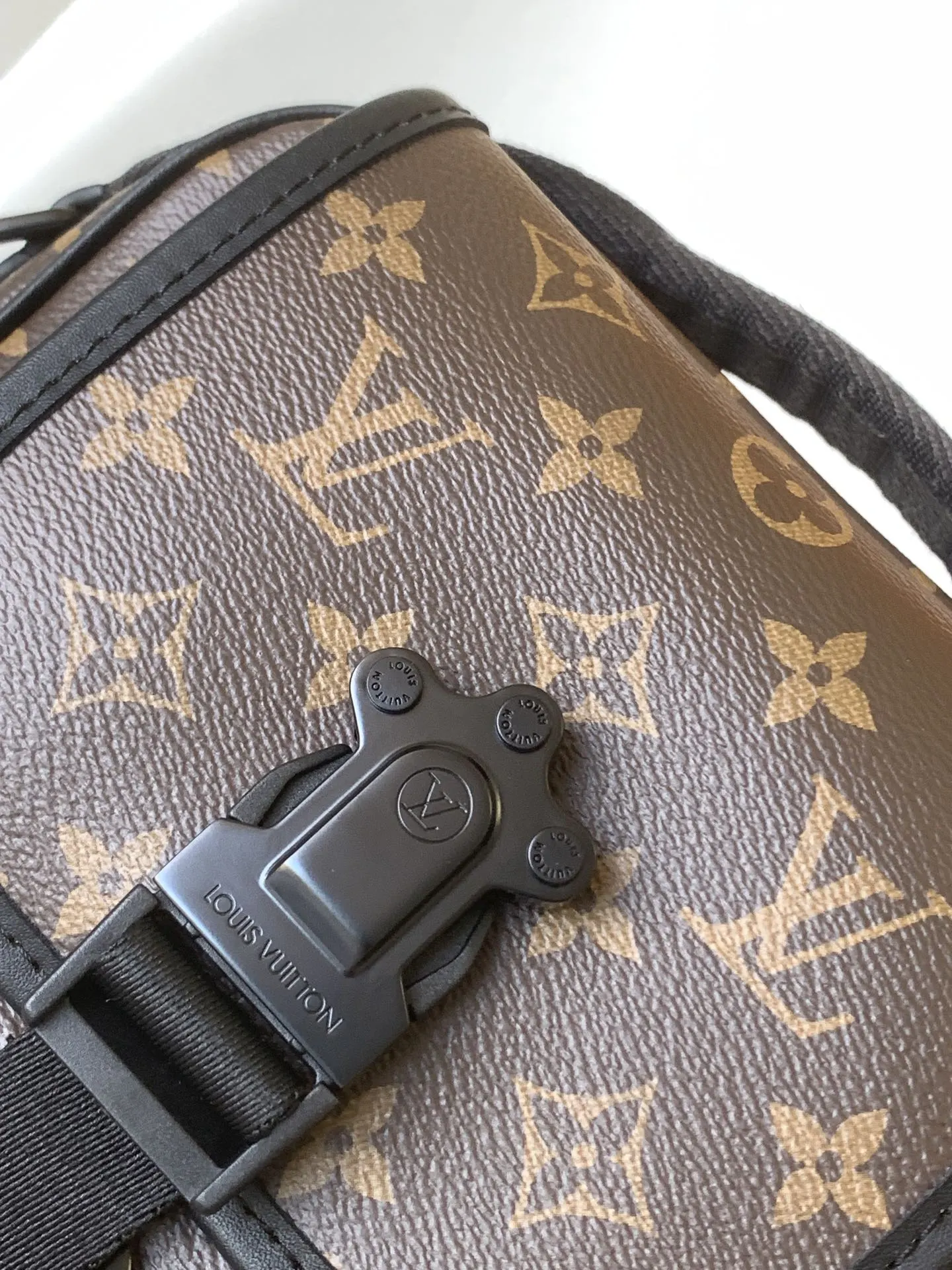 LV 帆布 收納包 旅行收納款