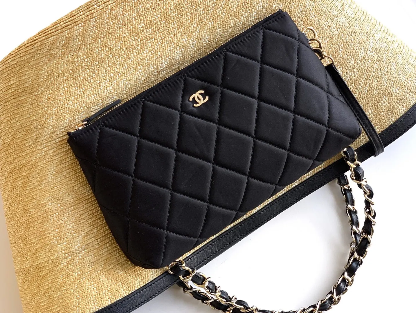 Black Chain Bag