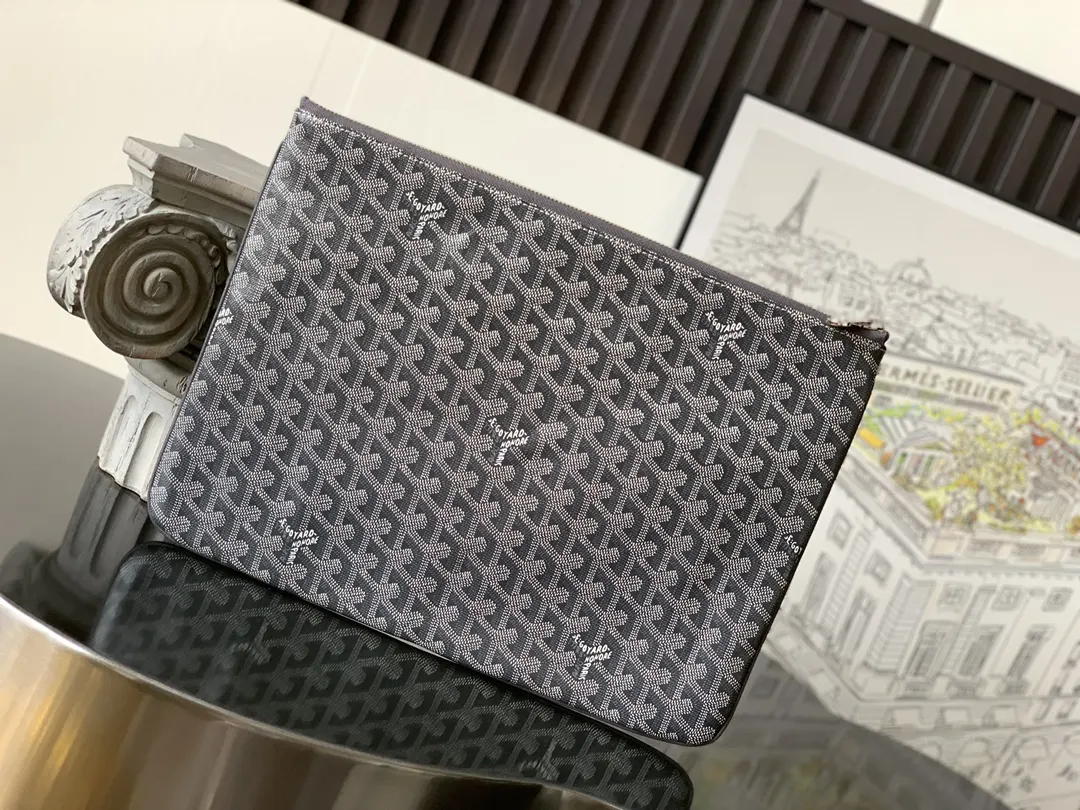 Goyard 灰色 鼎鼎戈雅 手拿包 精致手拿款