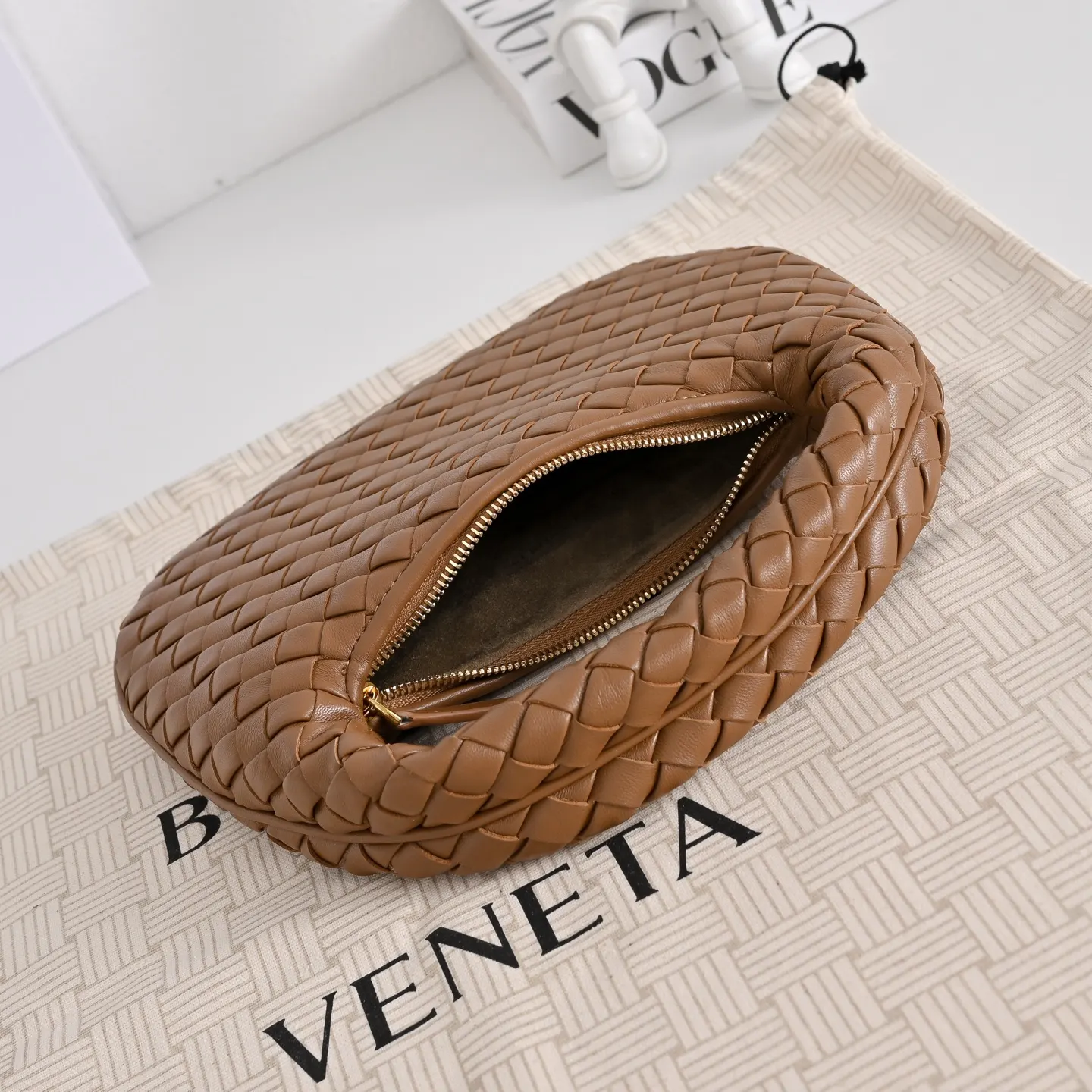 Bottega Veneta Style Image 2 Bottega Veneta Style Image 2