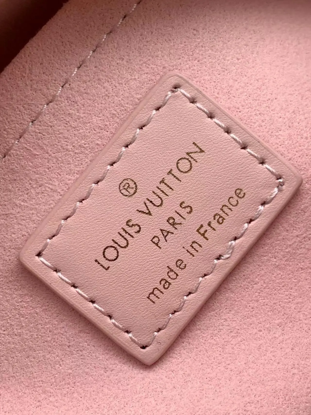 LV Pink Chain Handle Bag Image 9 LV Pink Chain Handle Bag Image 9