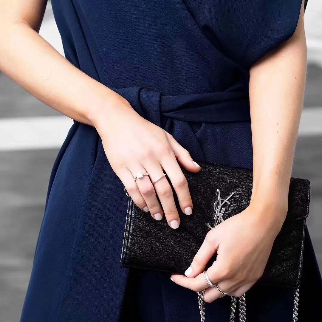 YSL 黑色 系列 黑色银扣～时尚达人必备包款 链条包 精致链条款